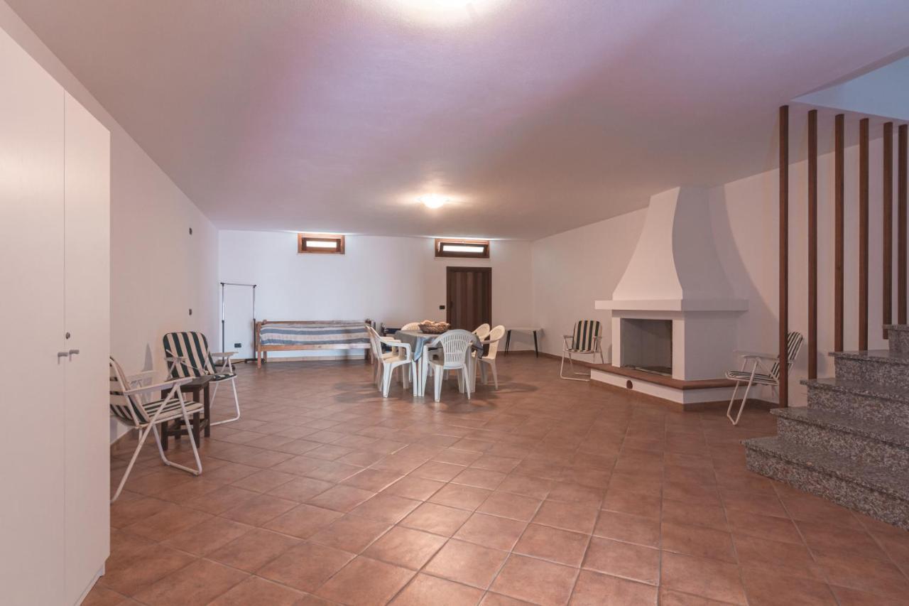 L'Ancora Blu Apartment Porto Torres Luaran gambar