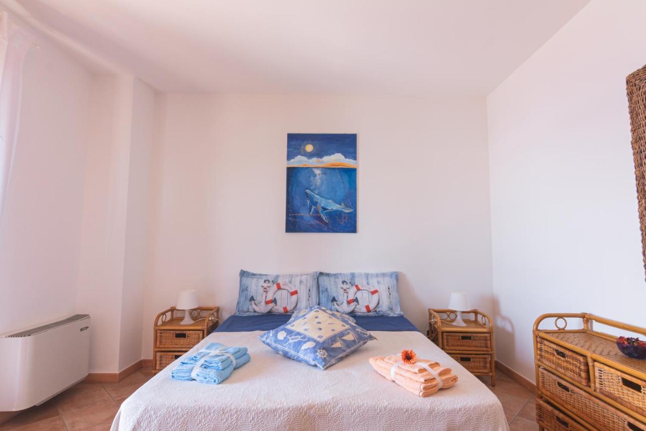 L'Ancora Blu Apartment Porto Torres Luaran gambar