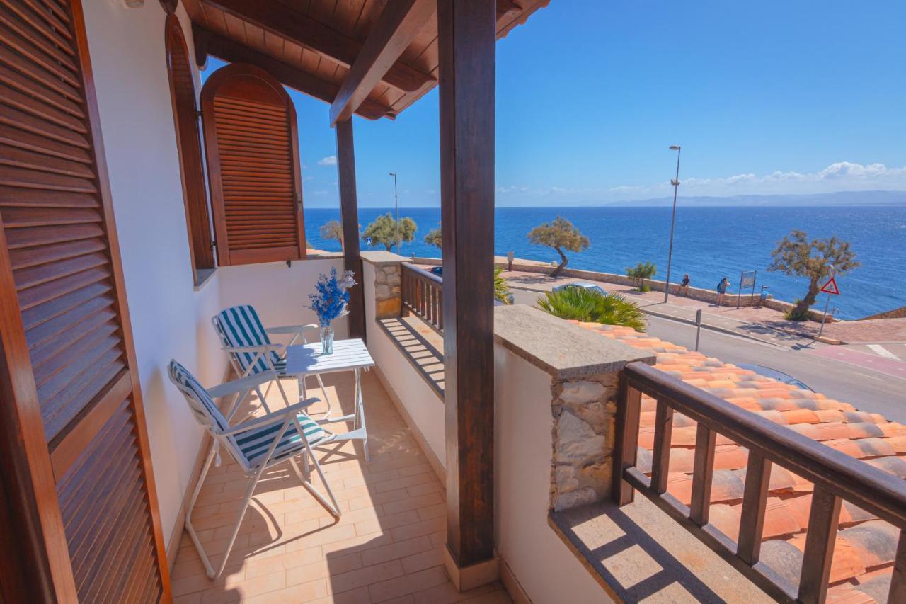 L'Ancora Blu Apartment Porto Torres Luaran gambar