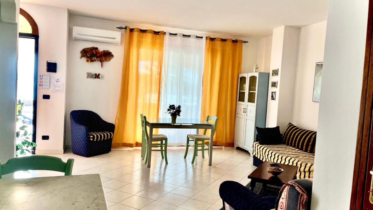 L'Ancora Blu Apartment Porto Torres Luaran gambar