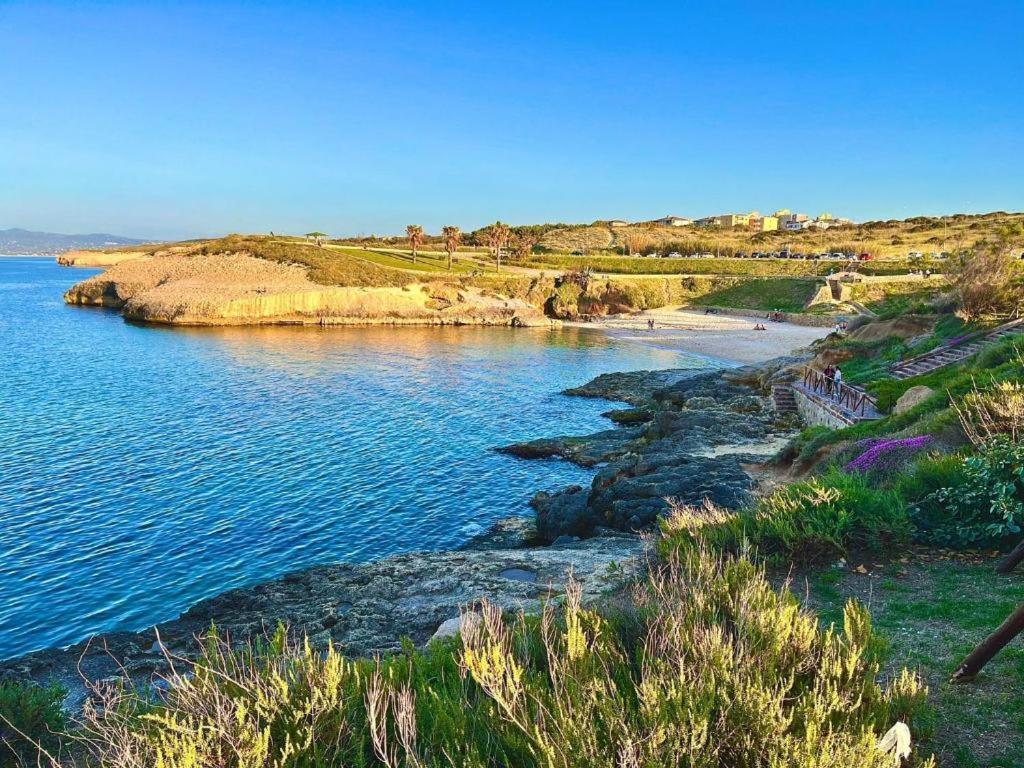 L'Ancora Blu Apartment Porto Torres Luaran gambar