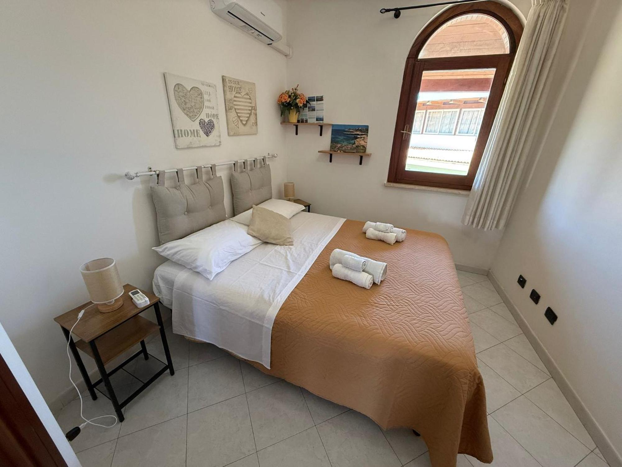L'Ancora Blu Apartment Porto Torres Luaran gambar