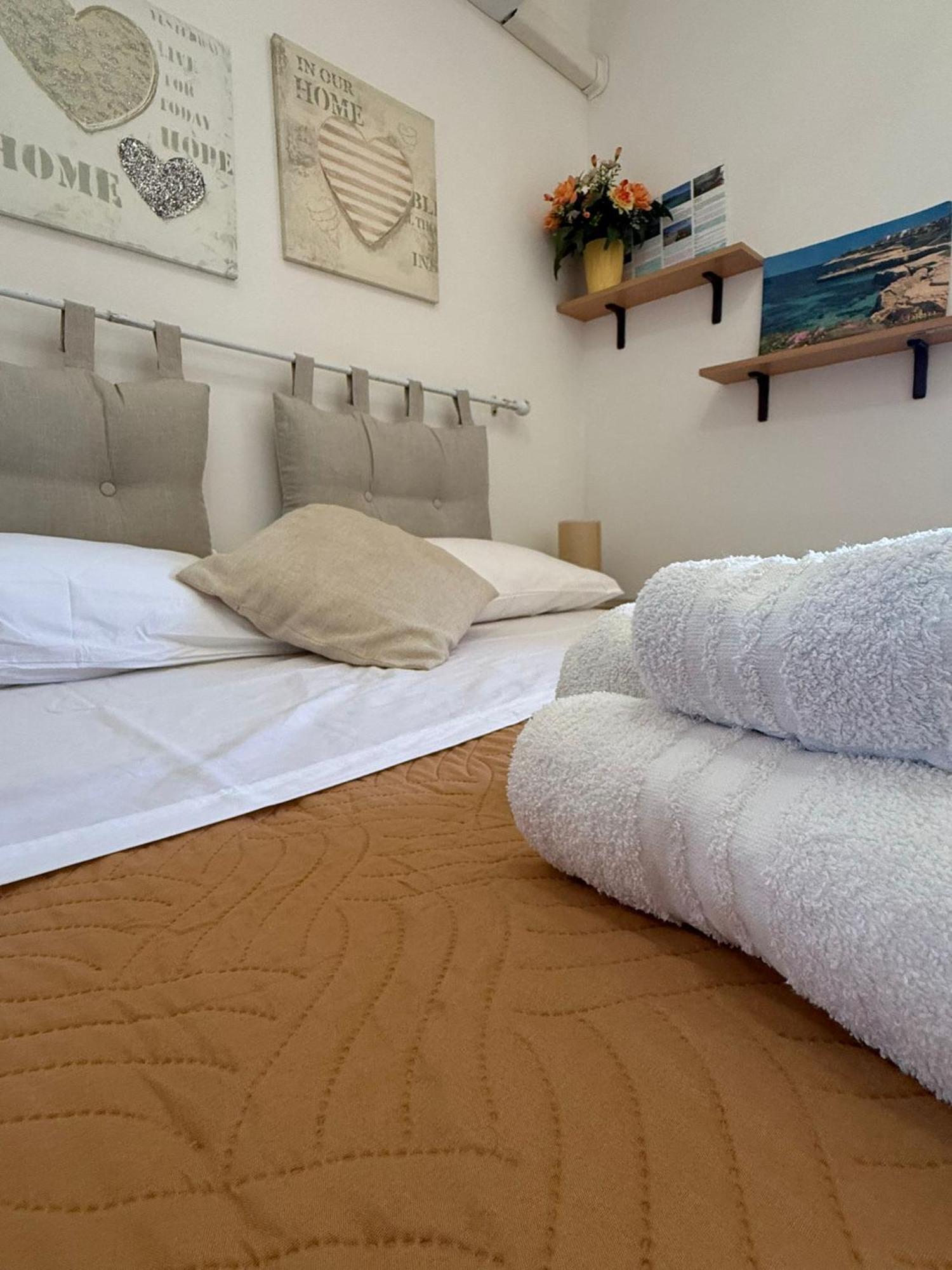 L'Ancora Blu Apartment Porto Torres Luaran gambar