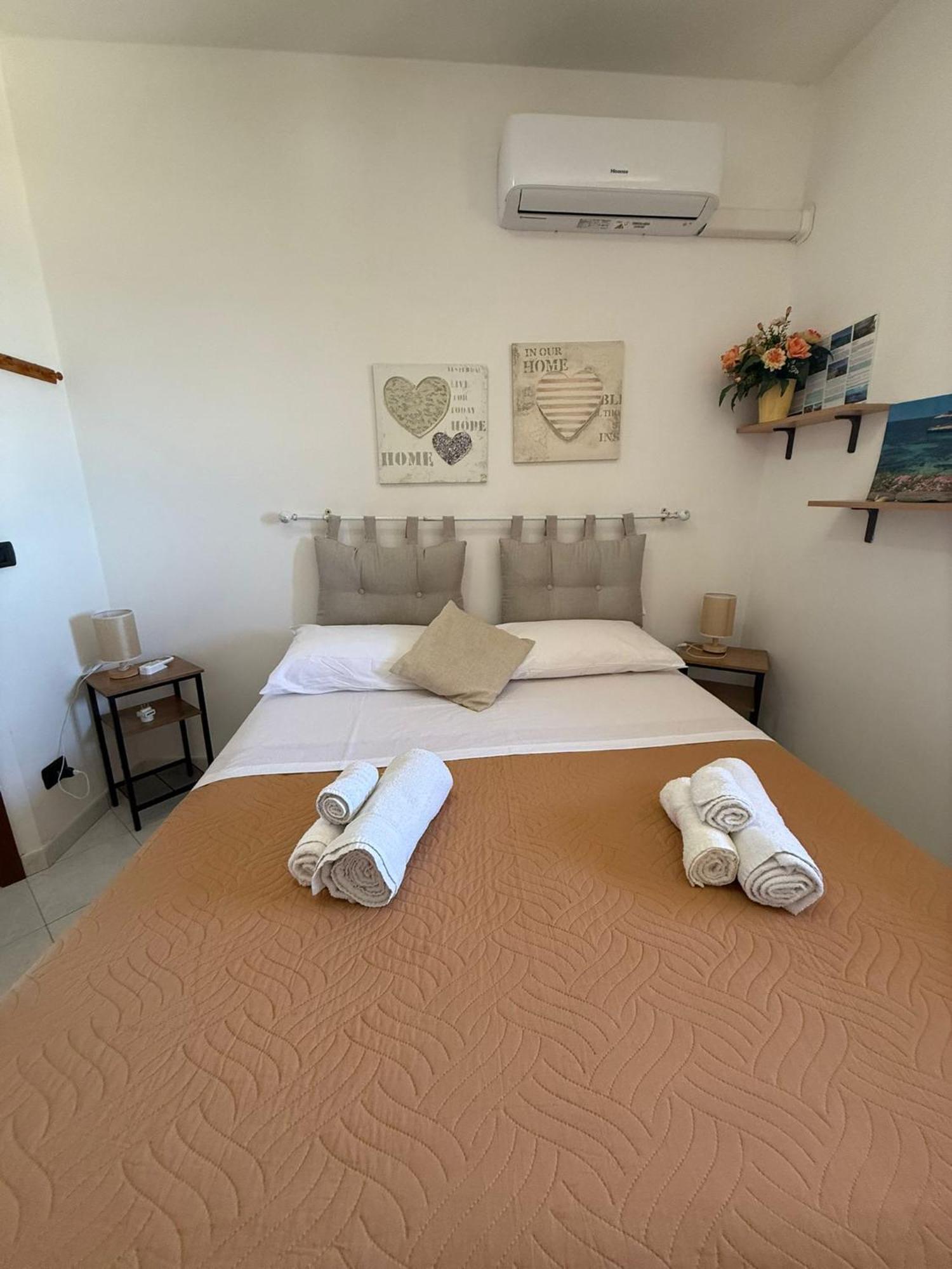 L'Ancora Blu Apartment Porto Torres Luaran gambar