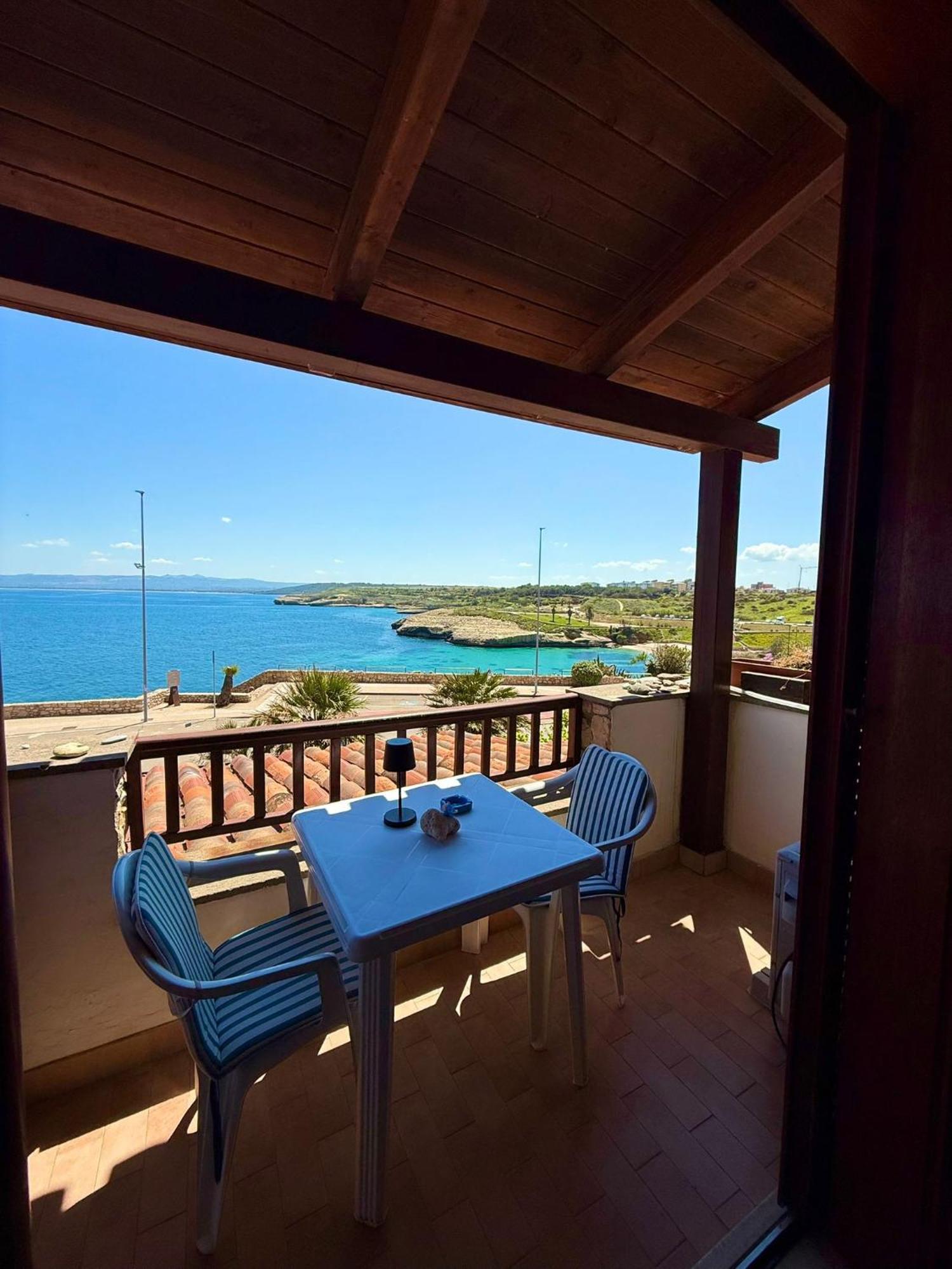 L'Ancora Blu Apartment Porto Torres Luaran gambar