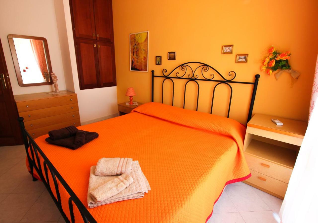 L'Ancora Blu Apartment Porto Torres Luaran gambar
